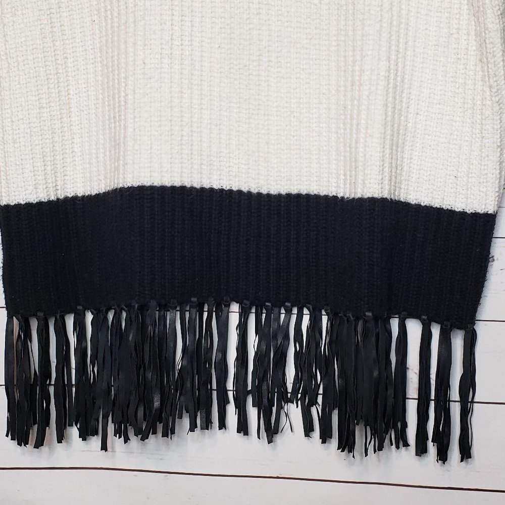 Elizabeth And James Color Block Fringe Sweater Po… - image 3